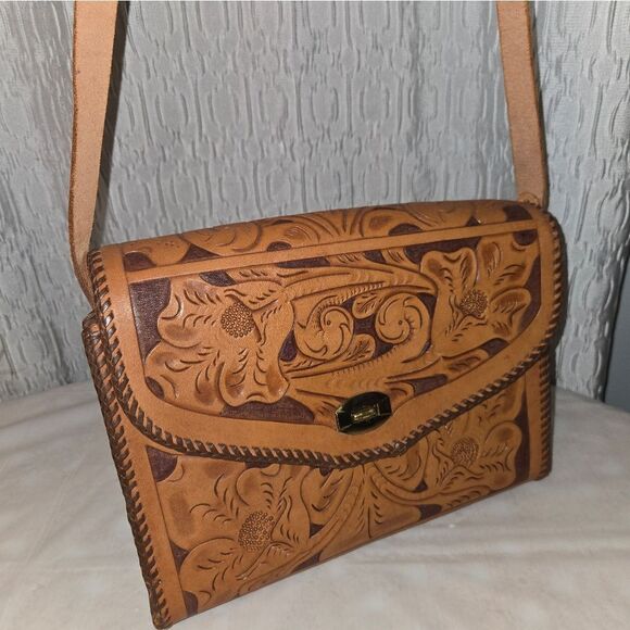 Vintage tooled leather Med. bag 9" - Picture 5 of 16